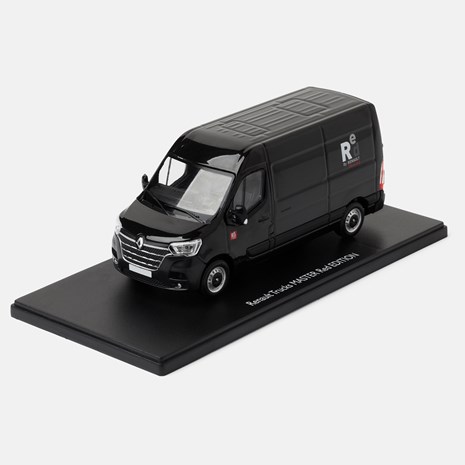 Renault Trucks Master Red EDITION 1:43 scale model merchandise 1